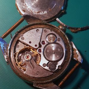 Очень грязные часы