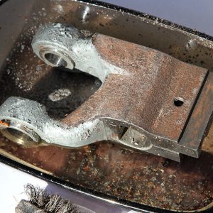 Работаем металлической счеткой