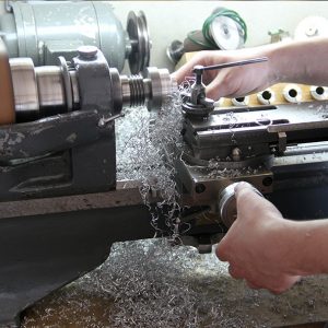 Много стружки